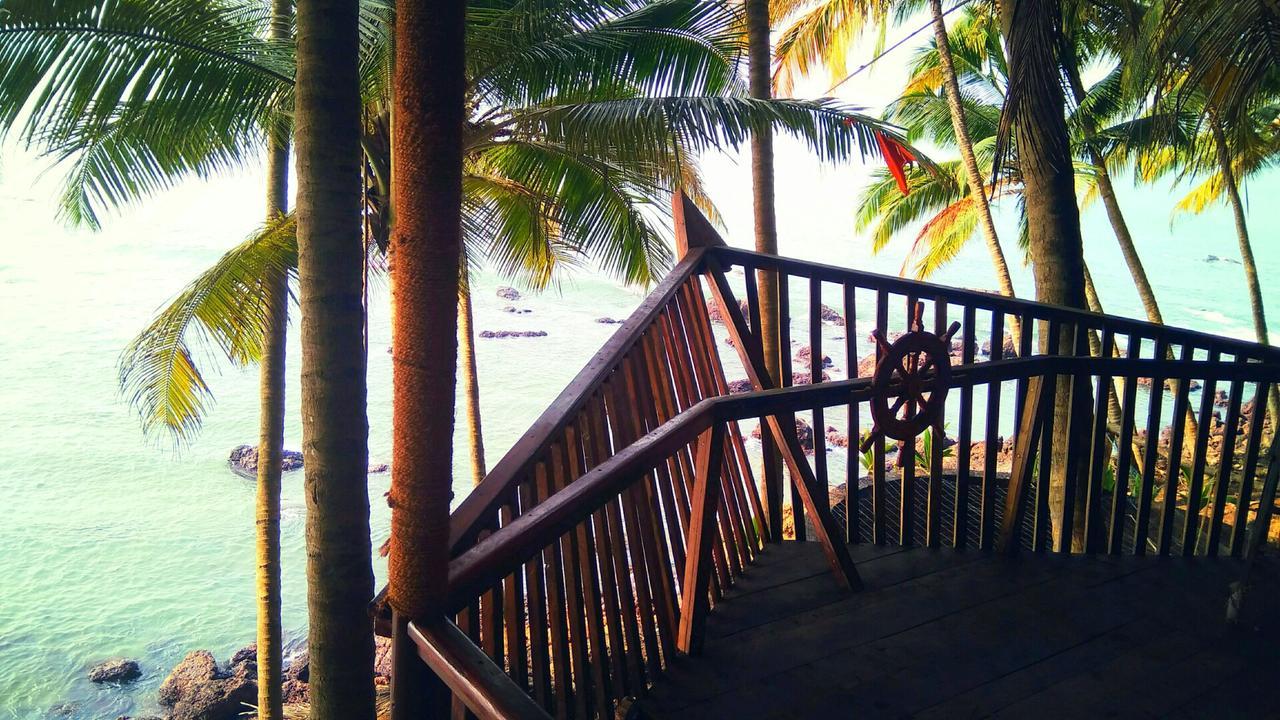 Belantara Beachfront Vengurla Bagian luar foto
