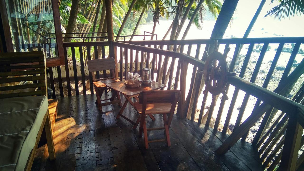 Belantara Beachfront Vengurla Bagian luar foto