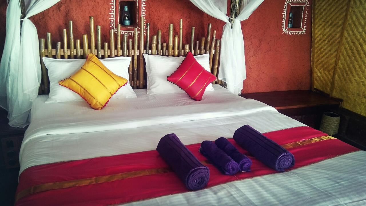 Belantara Beachfront Vengurla Bagian luar foto