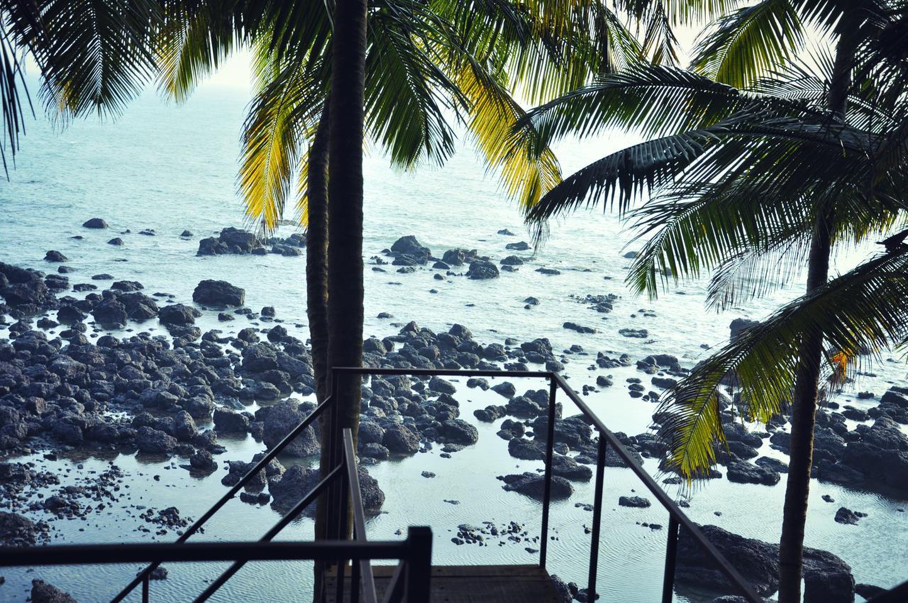 Belantara Beachfront Vengurla Bagian luar foto