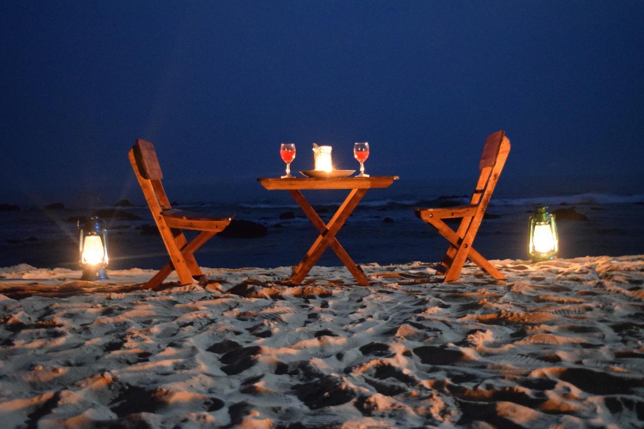 Belantara Beachfront Vengurla Bagian luar foto